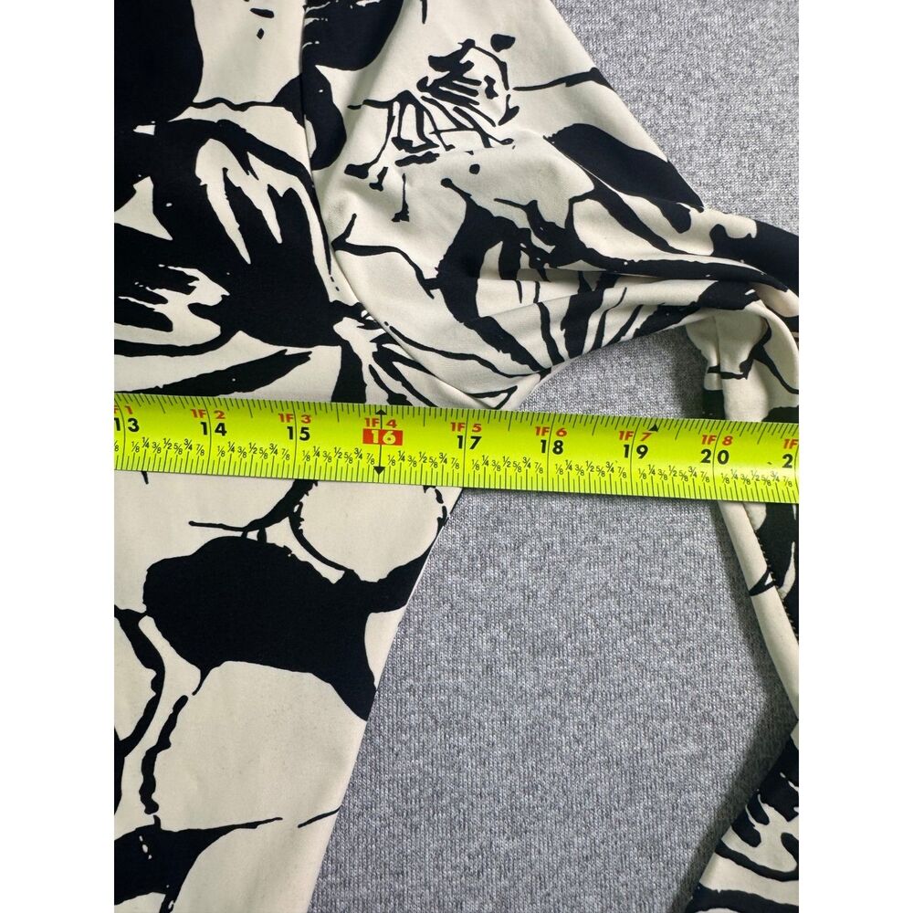 O’Neill Women’s Floral Surf Suit One Piece Swimsuit L Black White Long Sleeve - Picture 11 of 12